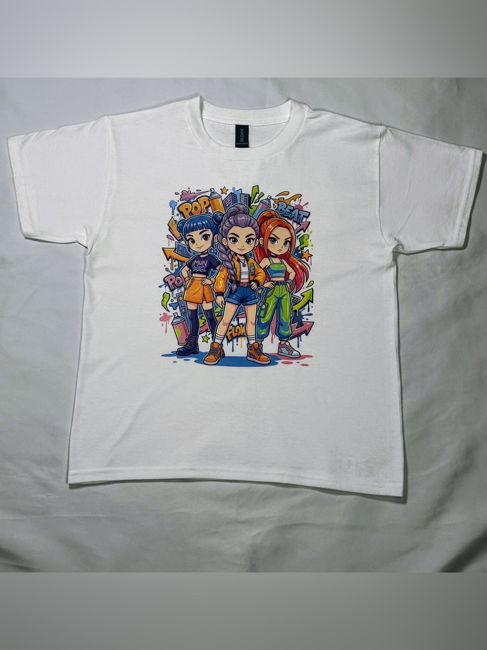 K-Pop Demon Hunter White Colorful Graphic Tee Size Medium New W/O Tags
